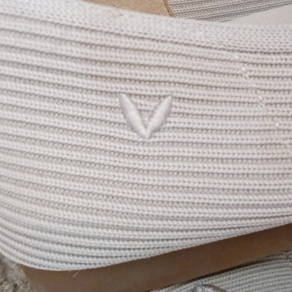 Vivaia Beige Textured Loafers - Picture 5 of 11